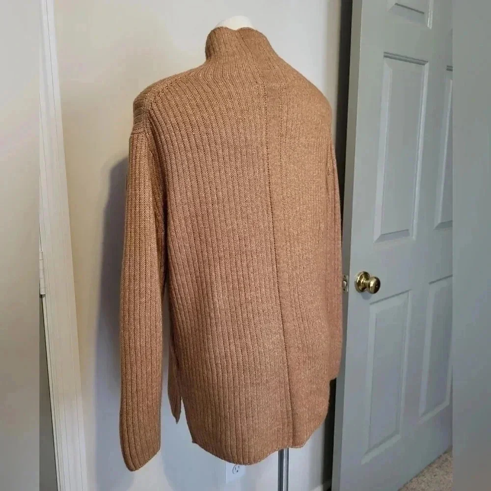 Elizabeth & James Tan/Brown Knit Mockneck Soft Sweater(Large)
